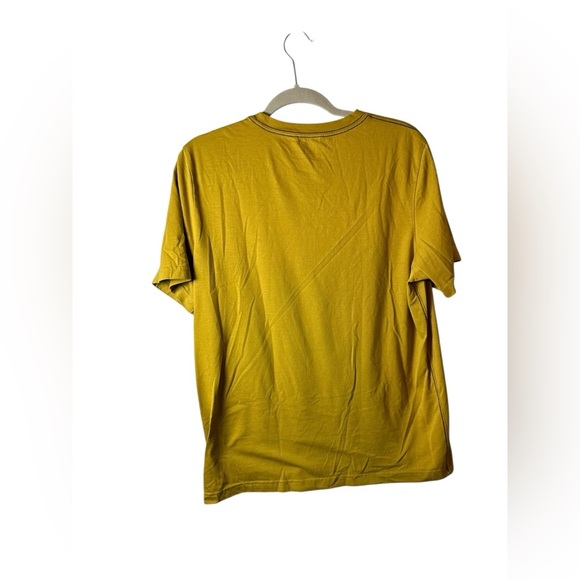 L.L. Bean Graphic T-Shirt Yellow Sunset Mountain M Slightly Fitted - Picture 2 of 3